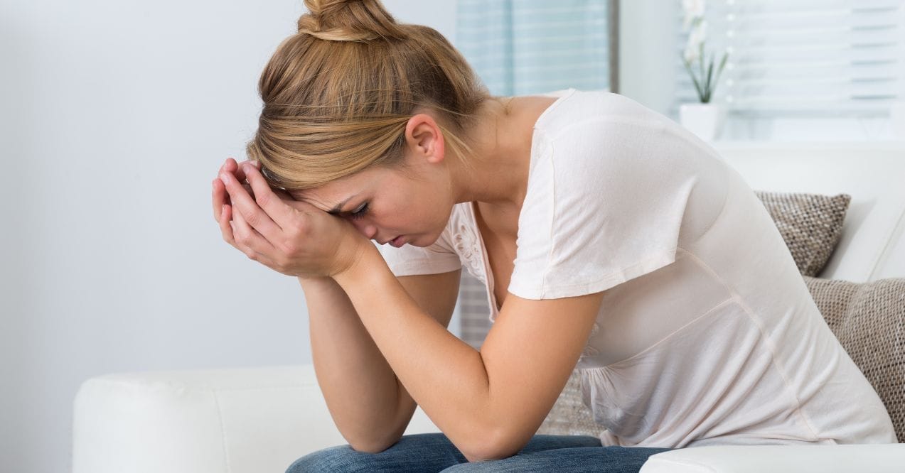 what causes cortisol to rise? what it is, symptoms & causes