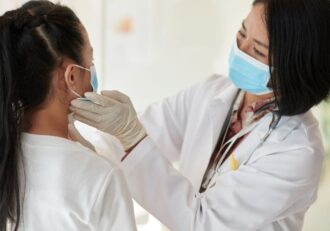 what causes swollen lymph nodes?